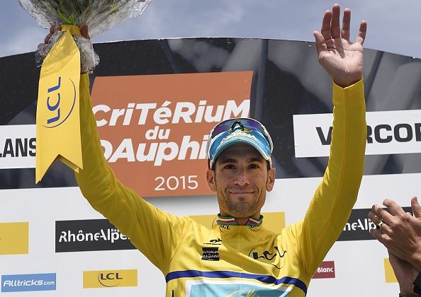 Vincenzo Nibali soaks up the applause in yellow