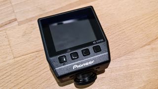 Pioneer ND-DVR100 dash cam review
