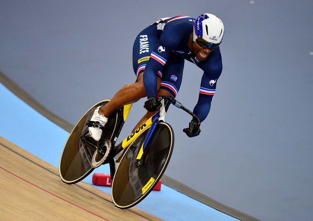 Gr&eacute;gory Baug&eacute; (France) heads to the line