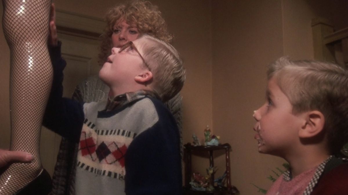 A Christmas Story: 10 Behind-The-Scenes Facts From The 1983 Holiday ...