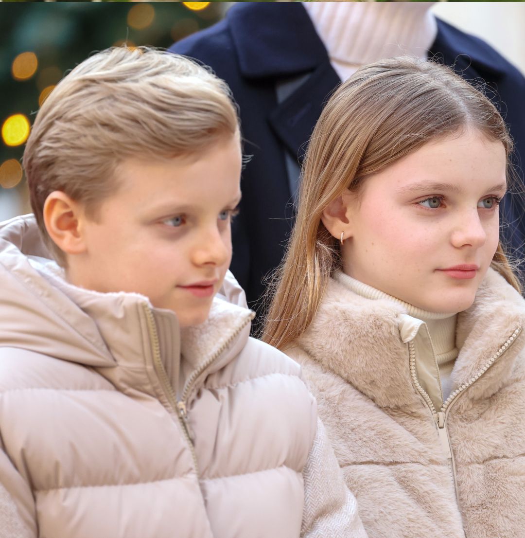Prince Jacques and Princess Gabriella wear beige winter coats 