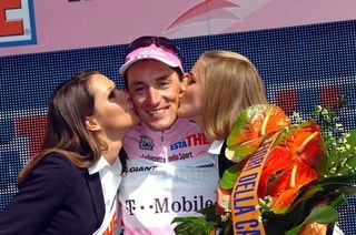 Marco Pinotti (T-Mobile) gets some kisses.