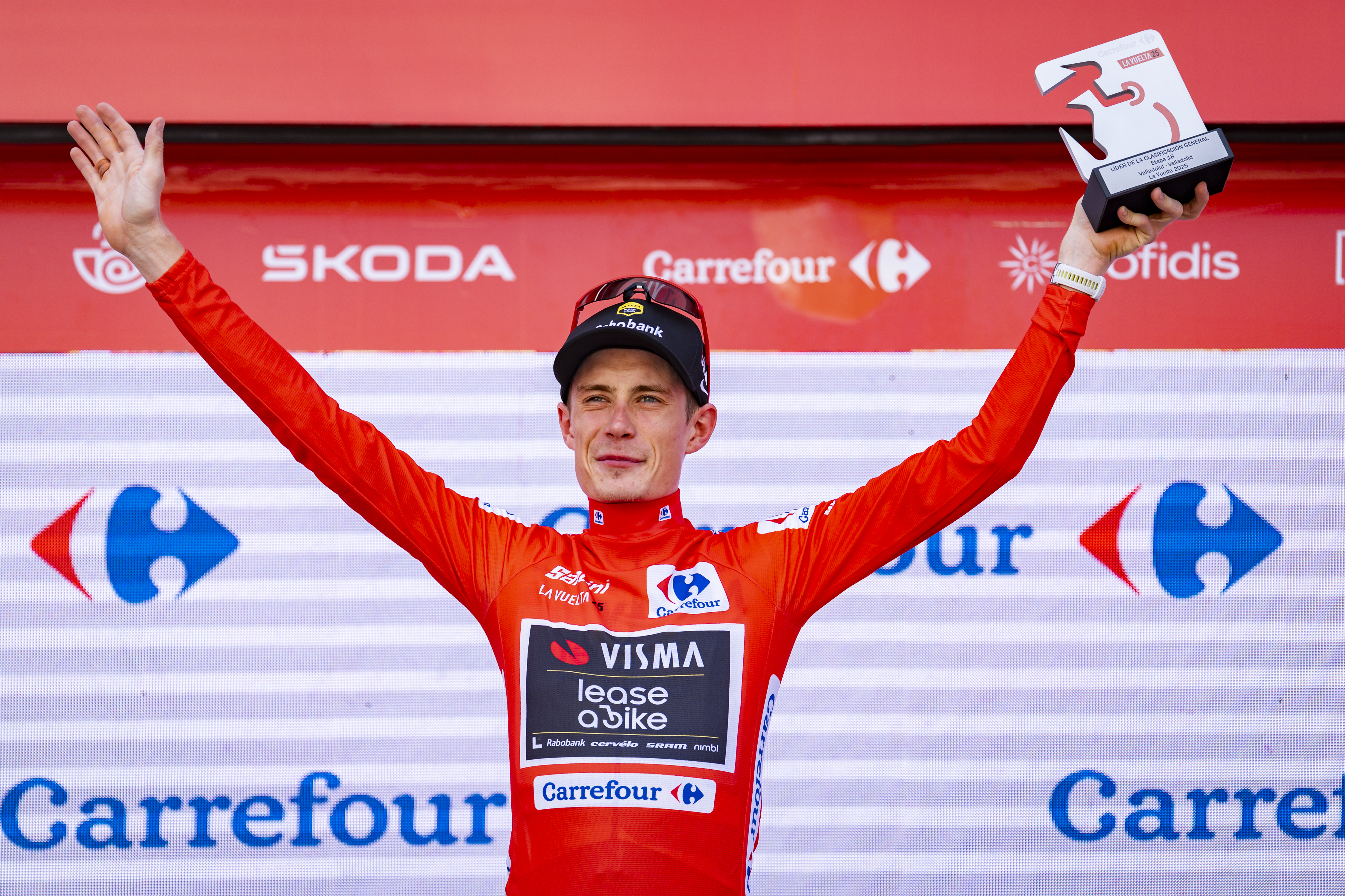 Jonas Vingegaard in the red jersey at the Vuelta a España