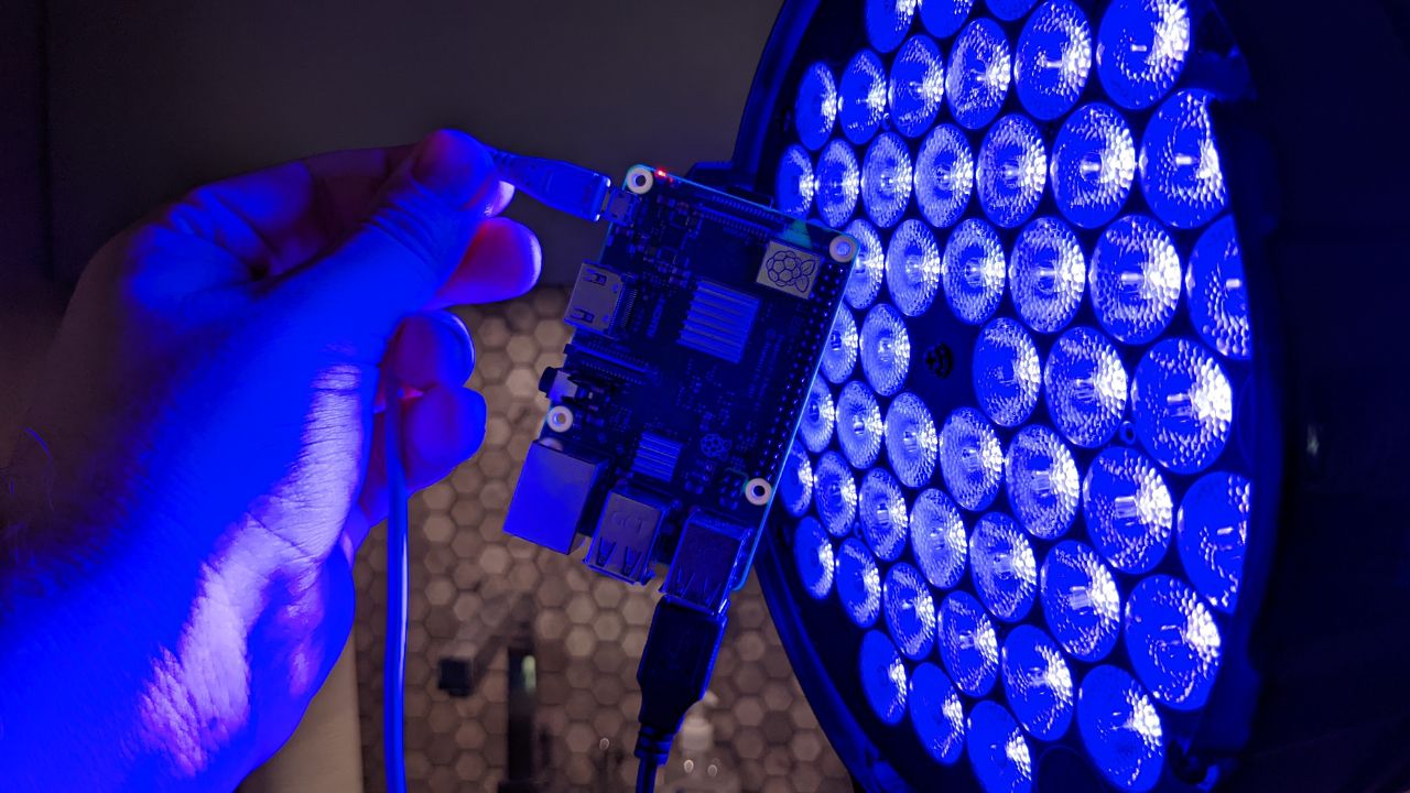 Control DMX Lights with Raspberry Pi