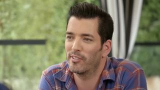 Jonathan Scott outside in Property Brothers