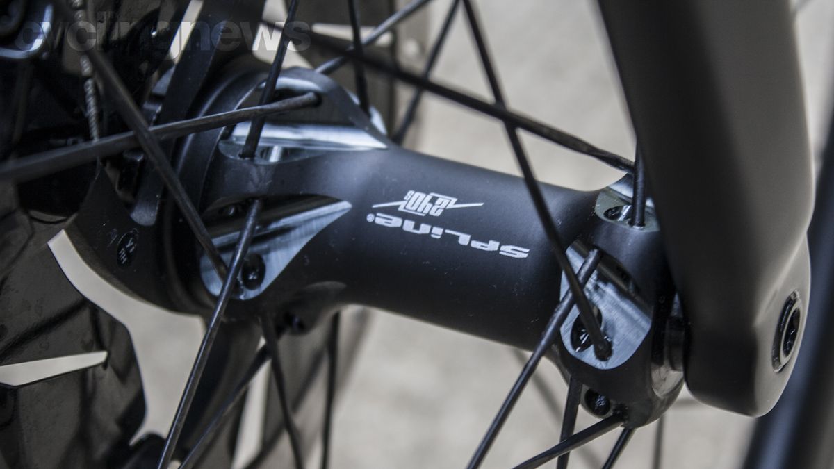 Merida Scultura Disc 10K-E road bike