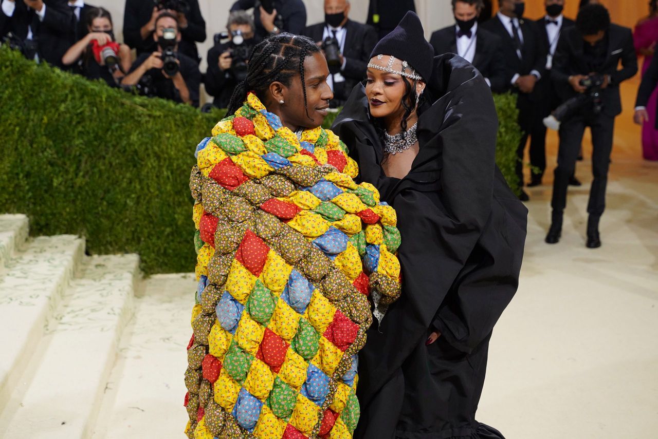 NEW YORK, NEW YORK - SEPTEMBER 13: ASAP Rocky and Rihanna attend 2021 Costume Institute Benefit - In America: A Lexicon of Fashion at the Metropolitan Museum of Art on September 13, 2021 in New York City. (Photo by Sean Zanni/Patrick McMullan via Getty Images)