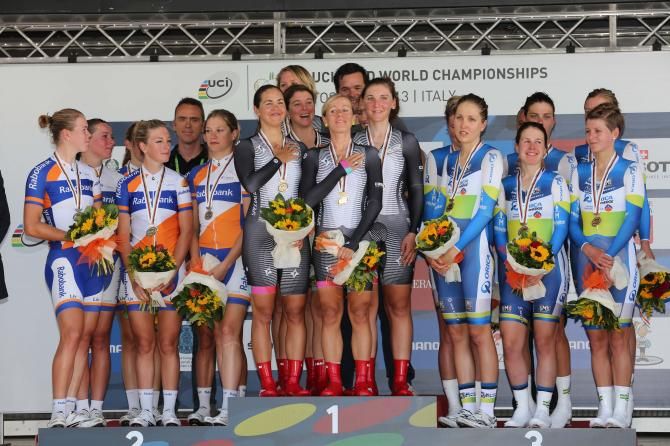 The emotions of the podium after the women's TTT race