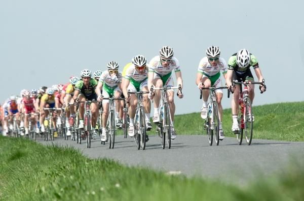 Sojasun's espoir team leads the bunch.