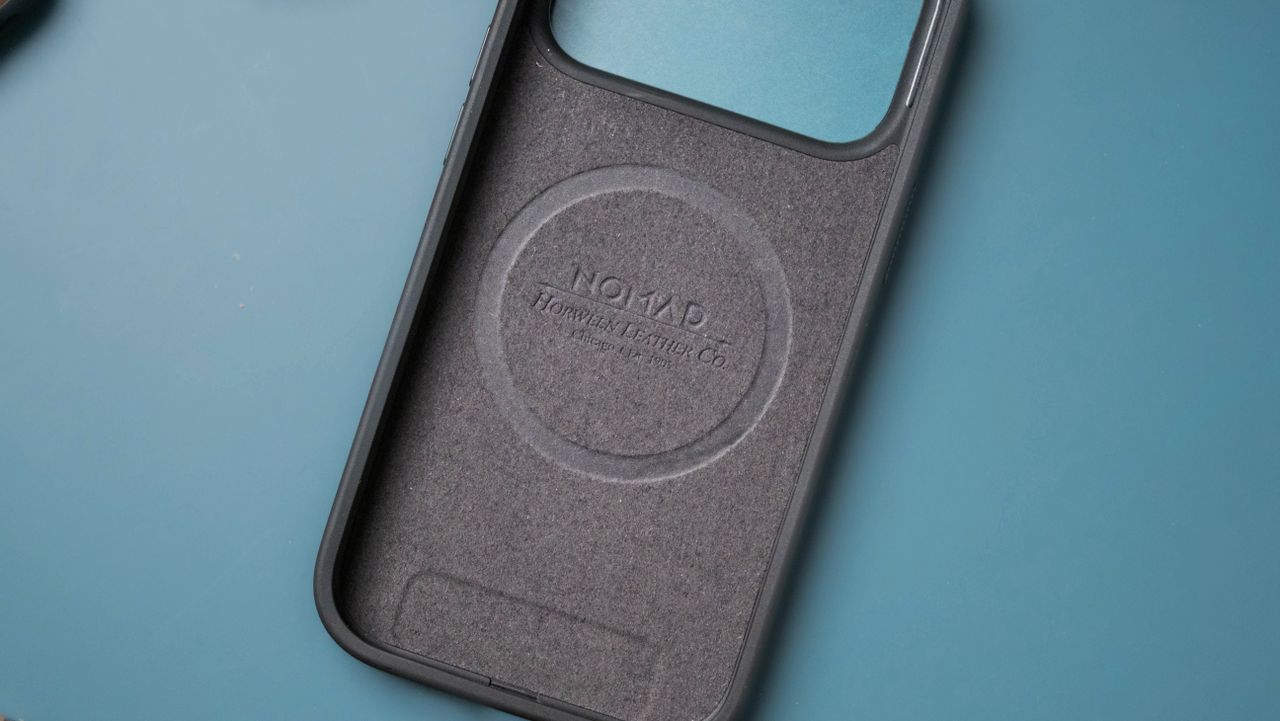Nomad iPhone 17 Pro cases