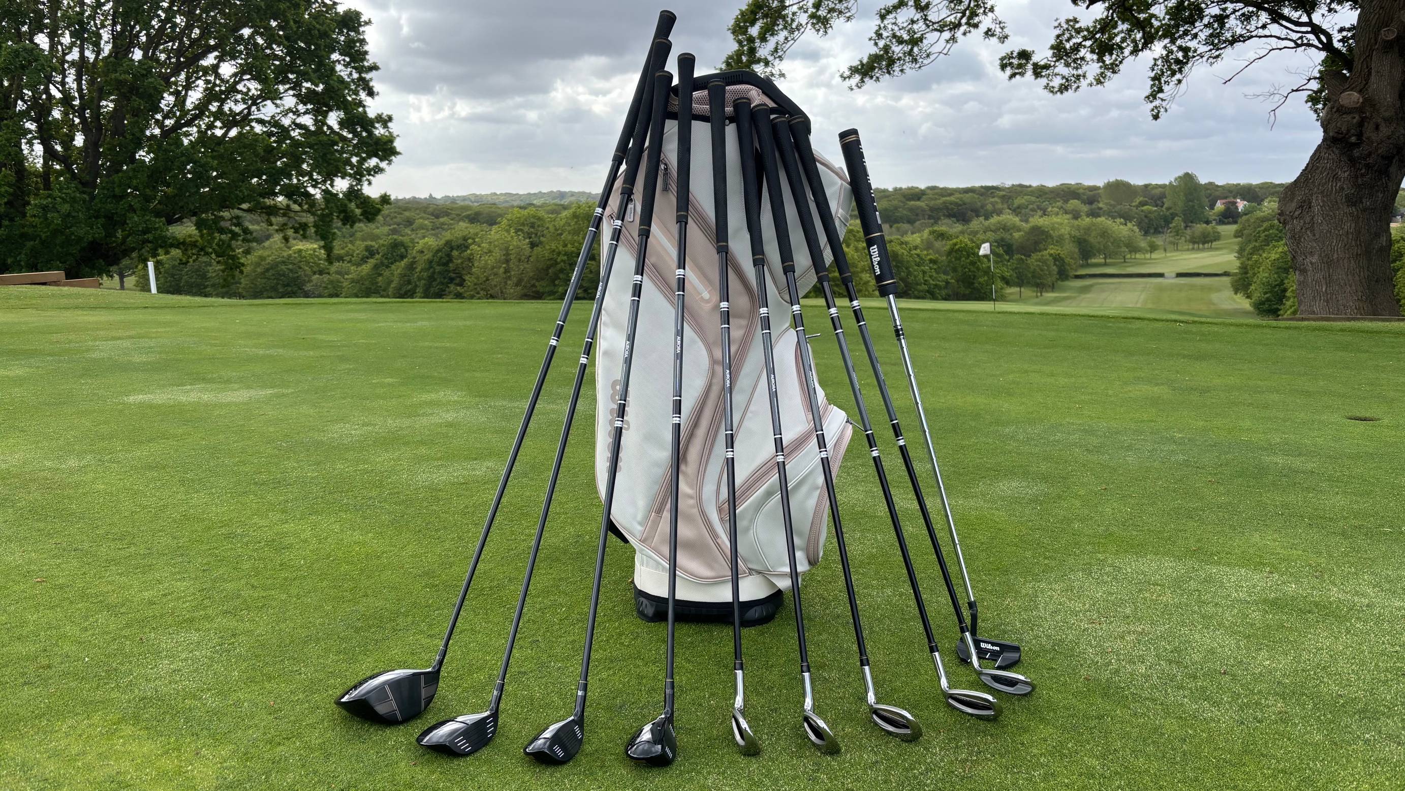Wilson Aurora Package Set