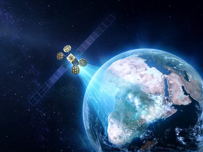 Illustration of AMOS 6 providing broadband to Africa