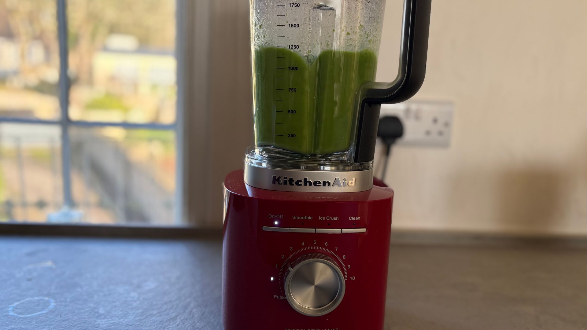 Testing the KitchenAid Pure Power Blender