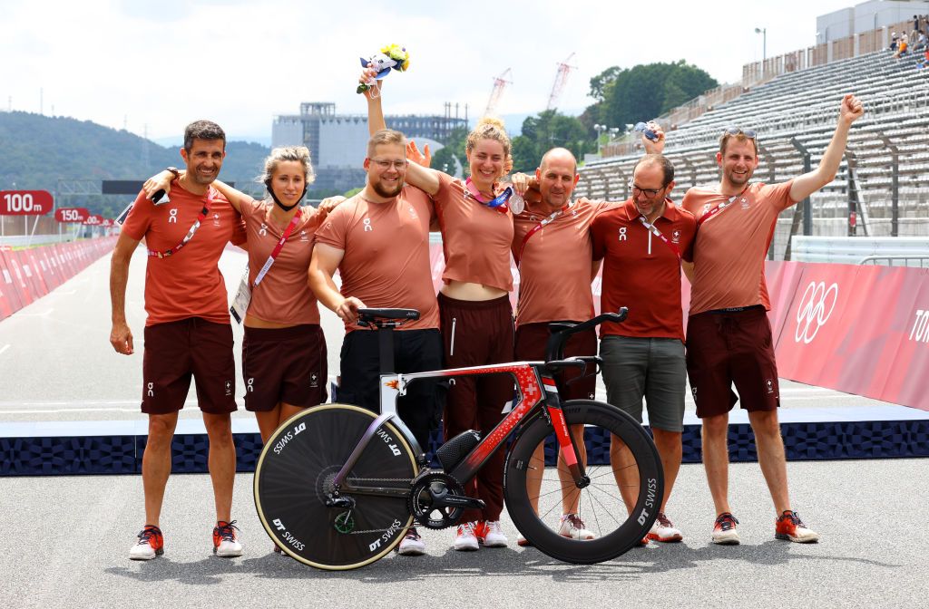 OYAMA JAPAN JULY 28 Silver medalist Marlen Reusser of Team Switzerland pose on the podium with all Team Switzerland during the medal ceremony after the Womens Individual time trial on day five of the Tokyo 2020 Olympic Games at Fuji International Speedway on July 28 2021 in Oyama Shizuoka Japan Photo by Tim de WaeleGetty Images