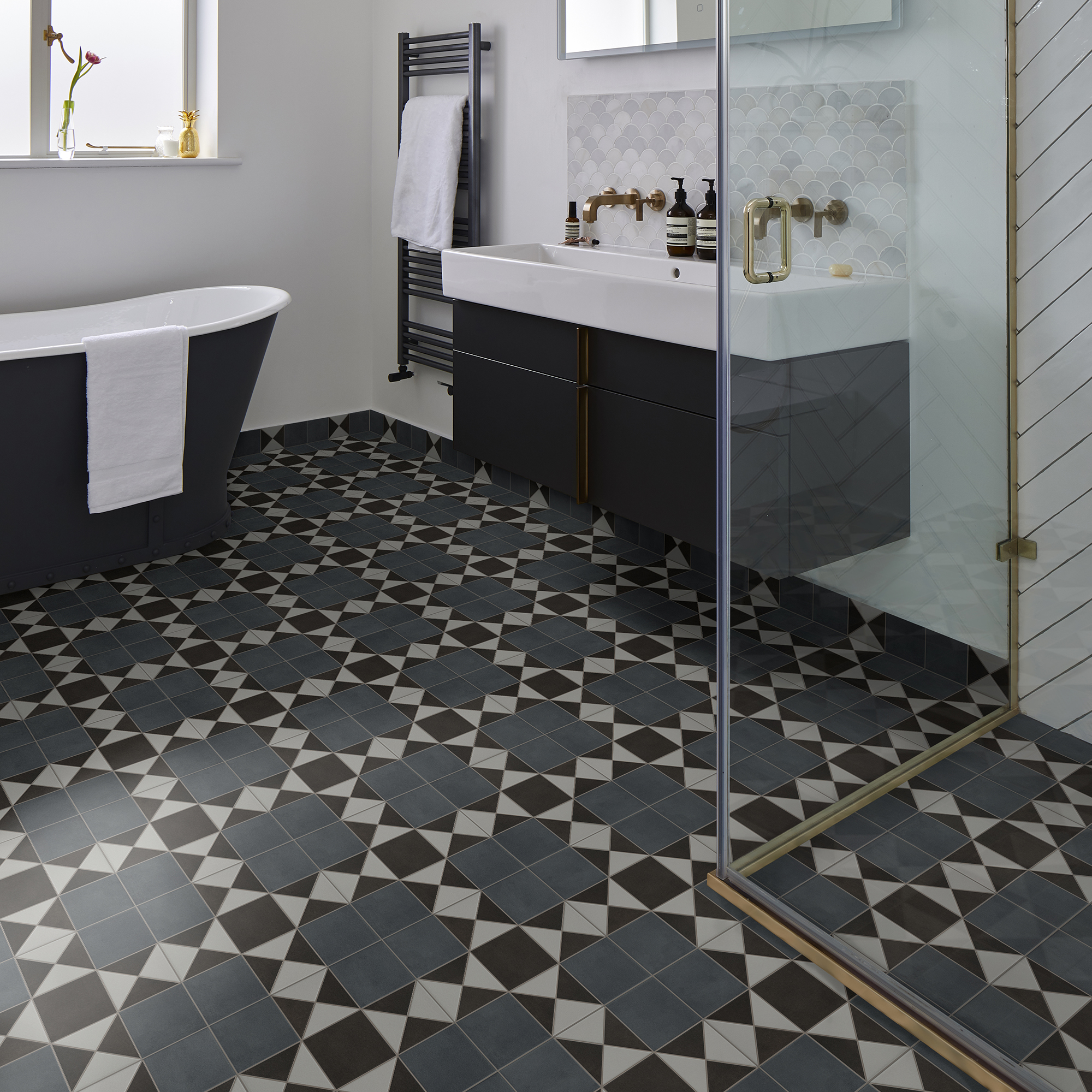 Ca Pietra bathroom floor tiles