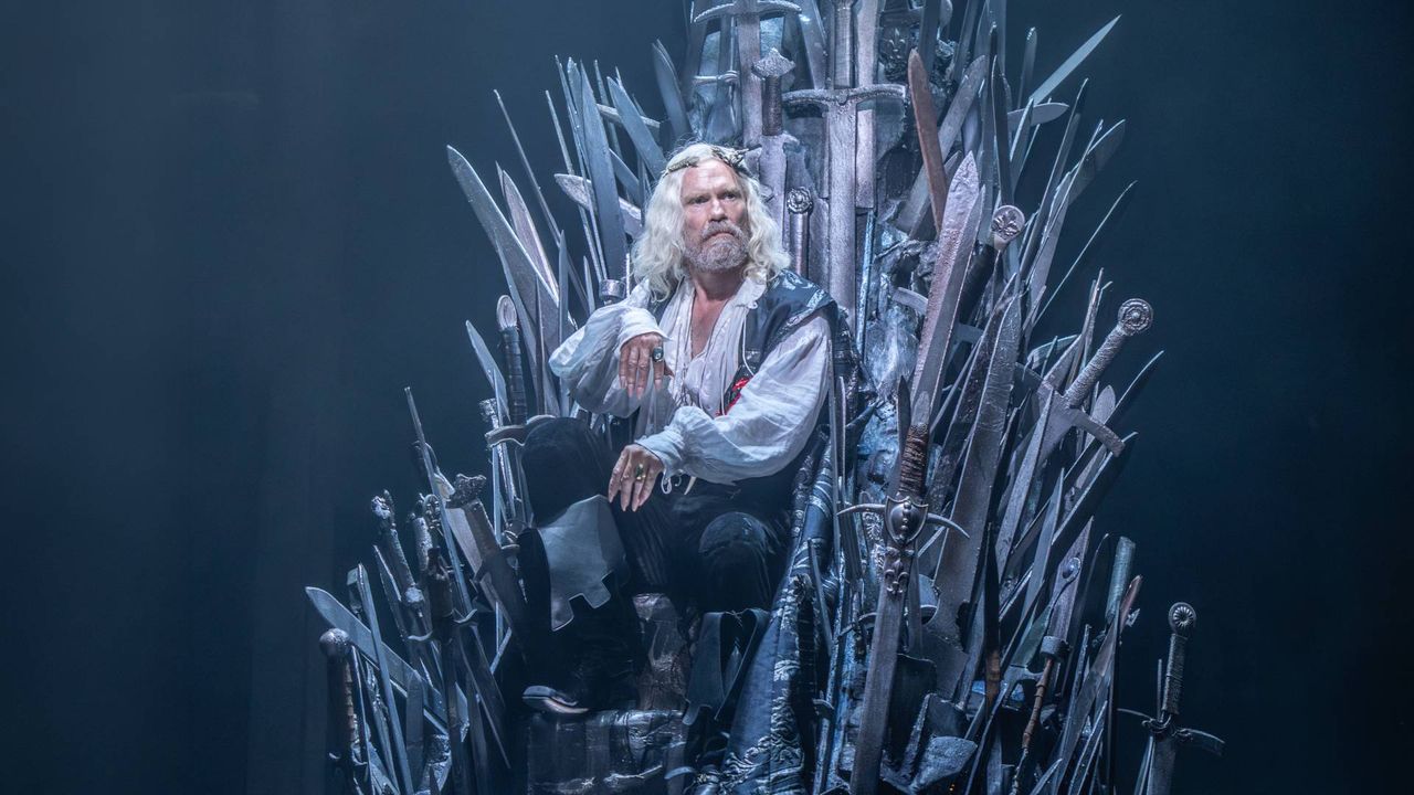  I went to see new Game of Thrones play The Mad King, and for 3 hours and 40 minutes I was transported to a world of dragons and magic 