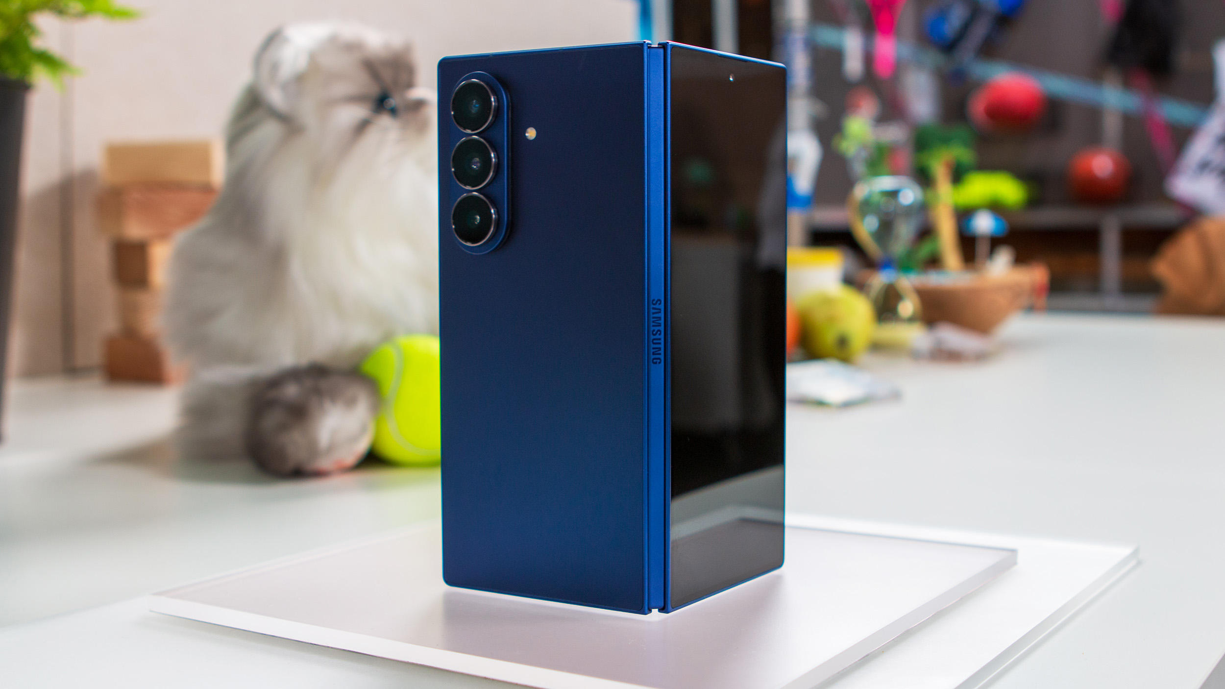 Samsung Galaxy Z Fold 7 in Blue Shadow hands-on