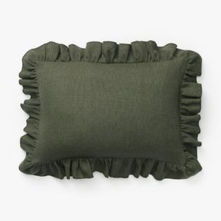 green cushion with ruffled edge