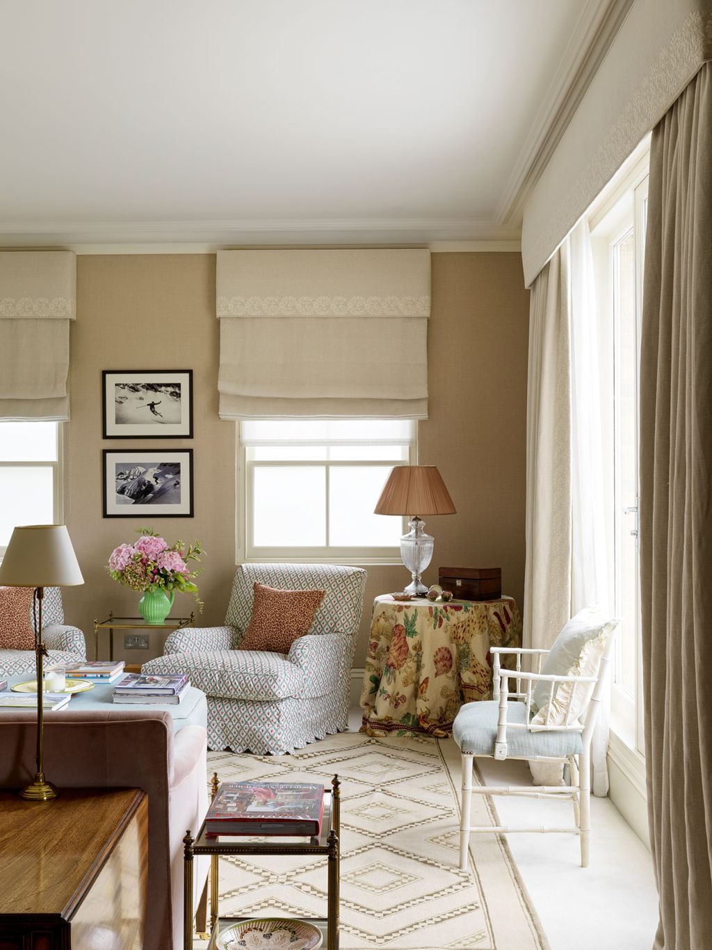 10 ways to make living room ceilings look higher Homes & Gardens