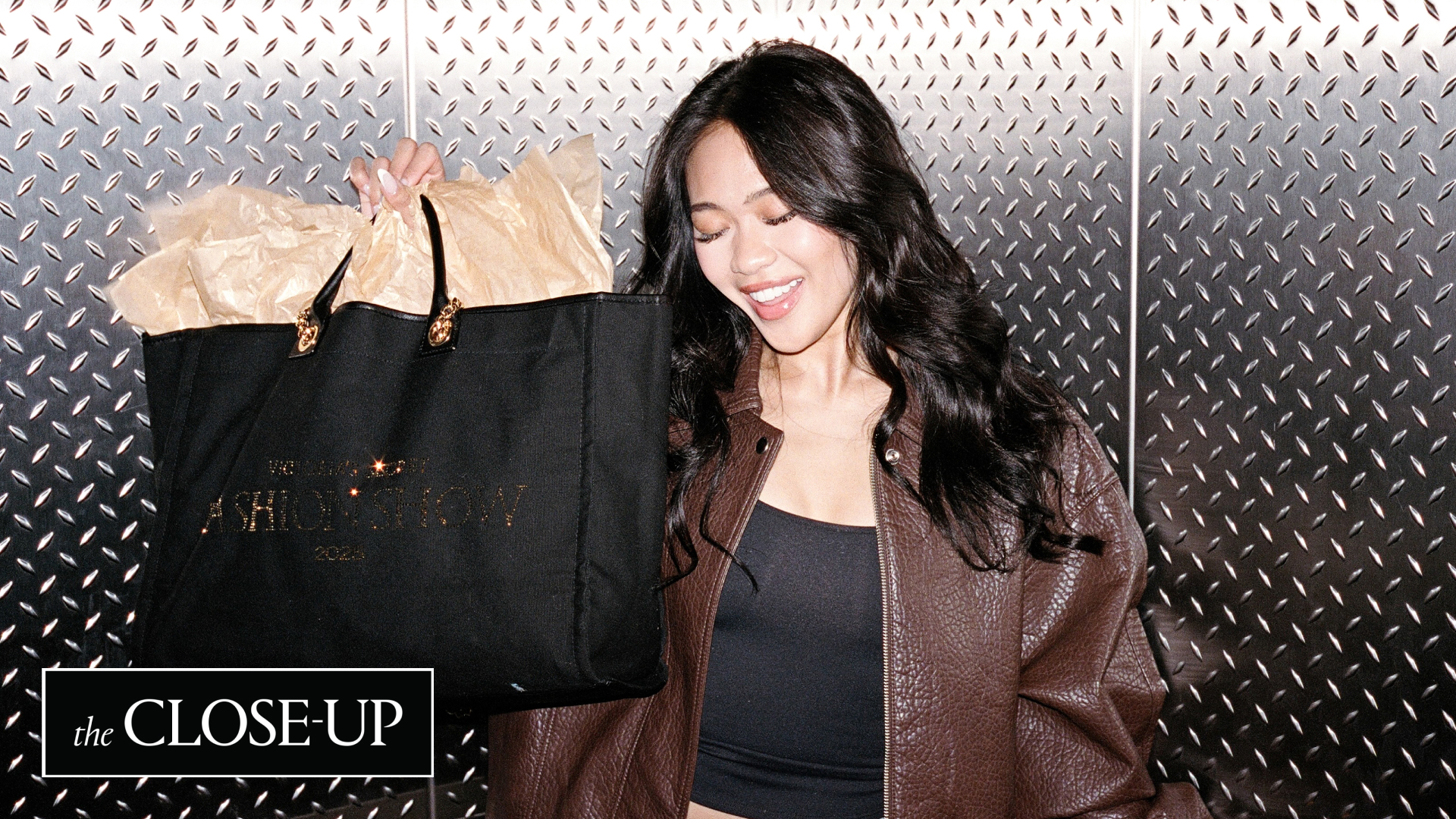 Suni Lee leaving her Victoria&#039;s Secret Fashion Show fitting with a shopping bag