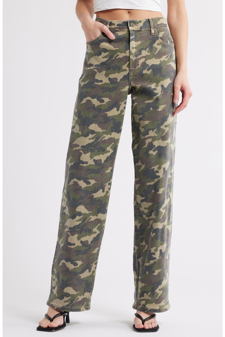 Low Slung Camo Baggy Jeans