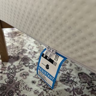 removable cover on the rem-fit kidz mattress