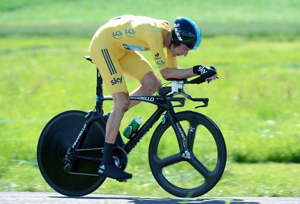 Bradley Wiggins (Sky) added some breathing room to his general classification lead.