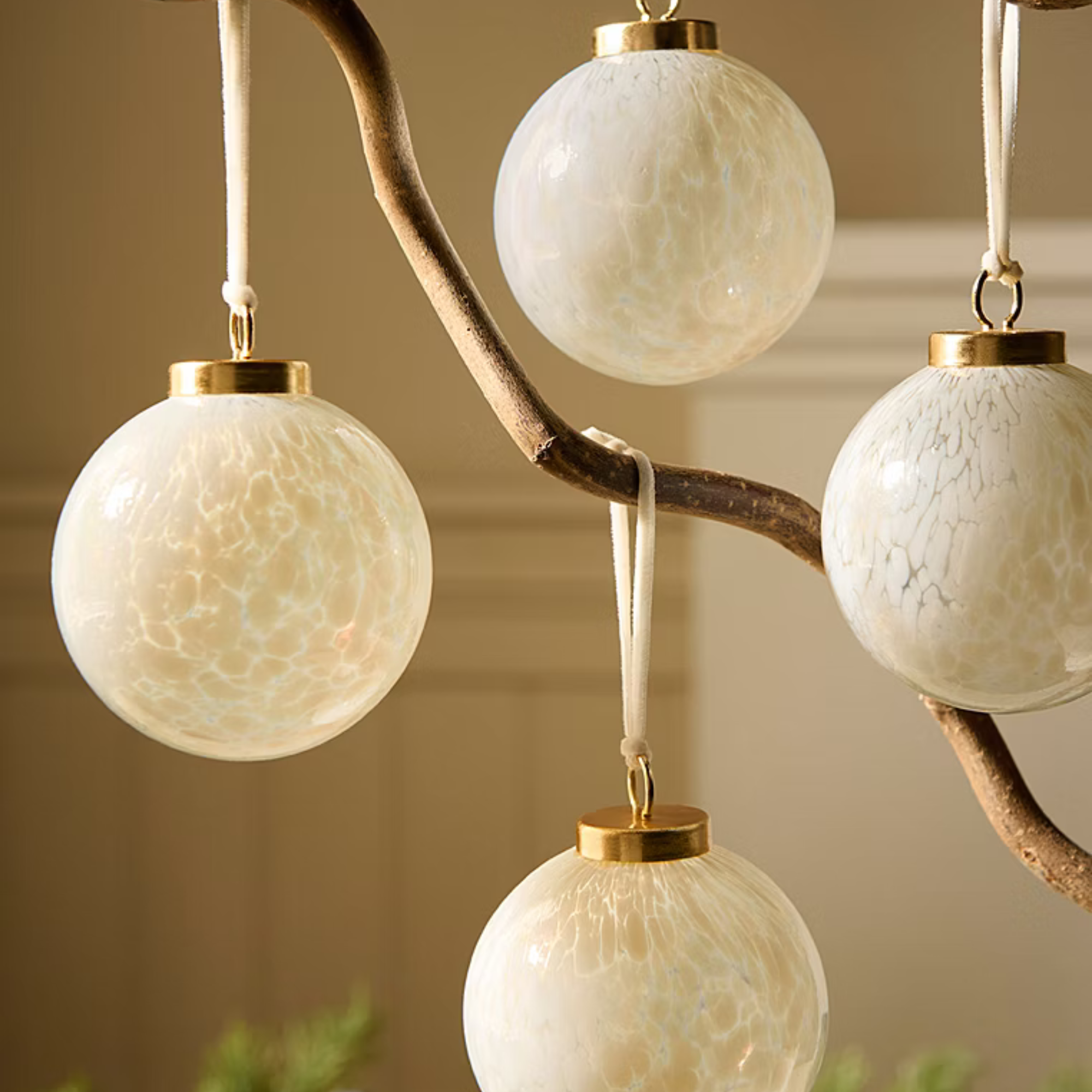 Stacey Solomon White Glass Confetti Baubles - Set of 4