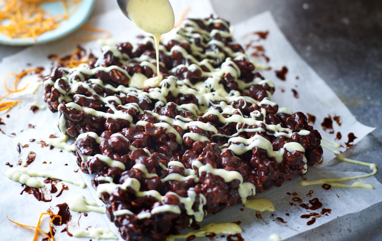 Joe Wicks&#039; chocolate and orange popcorn squares