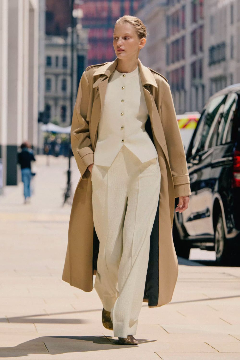 Relaxed Shoulder Trench Coat