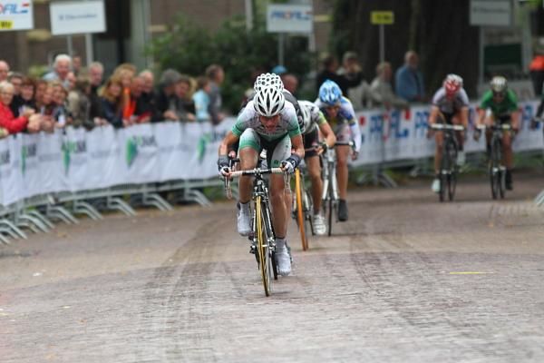 Heading for a win, Marianne Vos (Nederland Bloeit) leads the sprint Emma Johansson (Red Sun Cycling), Marianne Vos (DSB Bank) and Kirsten Wild (Cervelo Test Team).