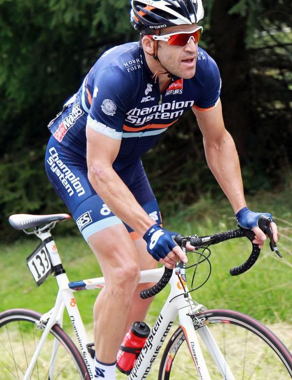 Chis Gruber (Champion Systems p/b Stan's NoTubes) Made the winning break.