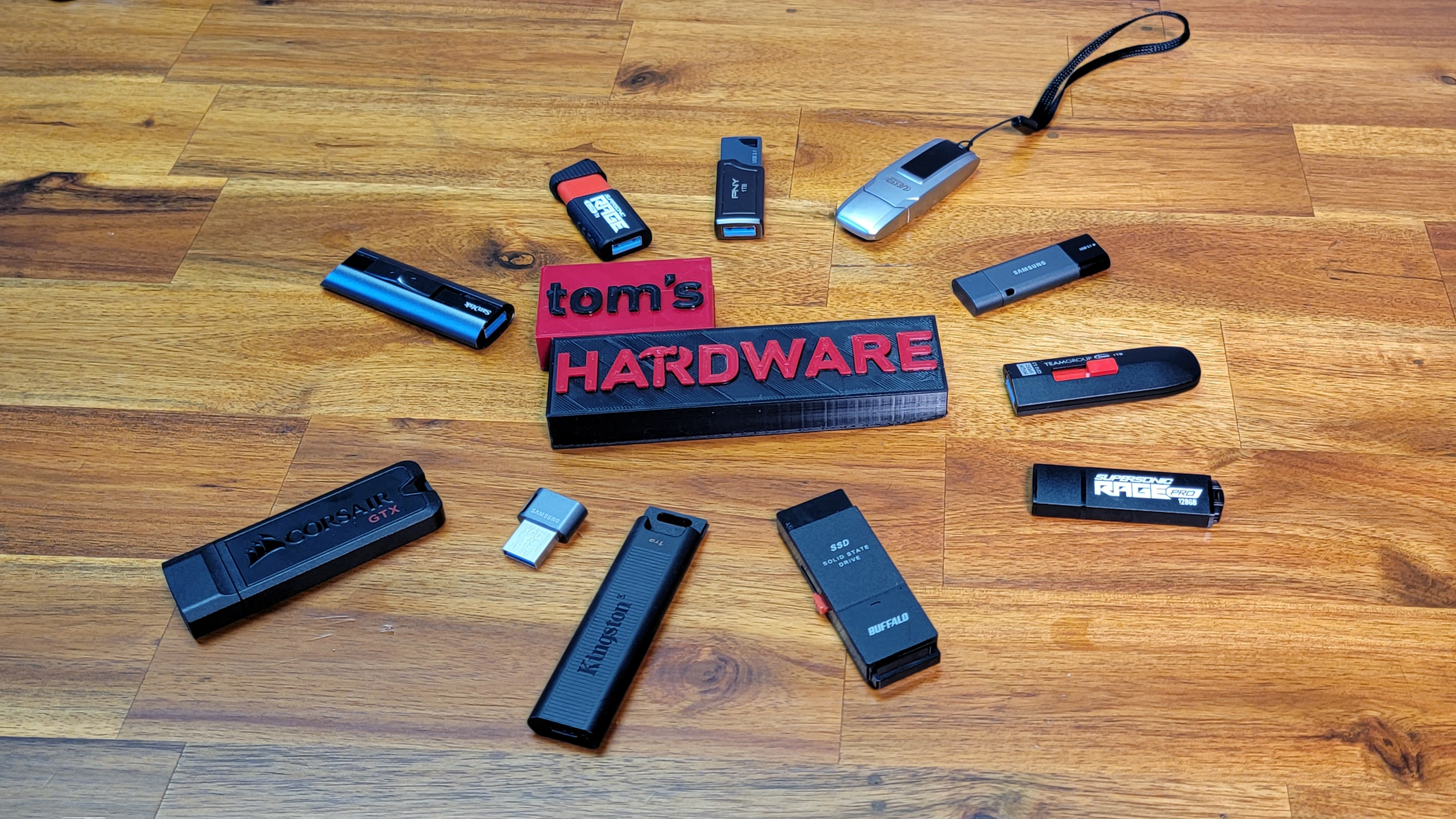 Meningsfuld Rede Udlænding Best Flash Drives: Fast, Roomy USB Storage in Your Pocket | Tom's Hardware