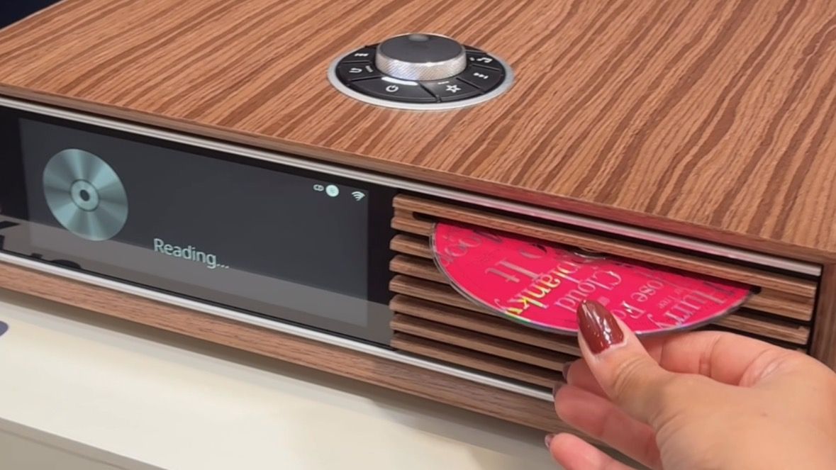 Ruark R710 CD drive