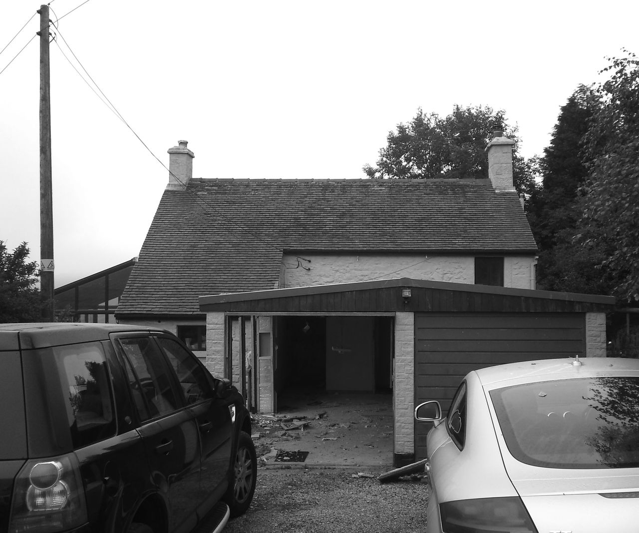 photo of a house before a 2nd floor extension