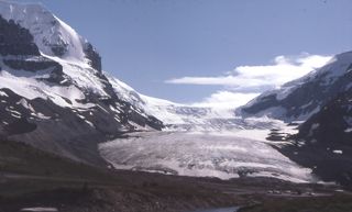 An image of a glacier