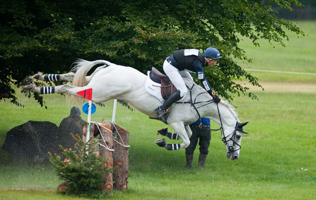Jonathan Paget (NZL) &amp;amp; Shady Grey