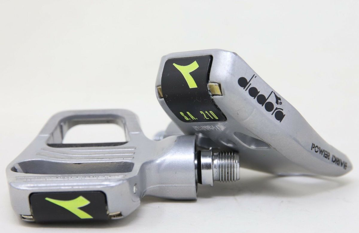 210 2x cleats and bolts SILVER NOS NIB Complete Diadora Power Drive pedals S.A