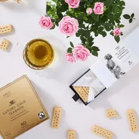 Marks &amp; Spencer, Shortbread and roses gift set, £25