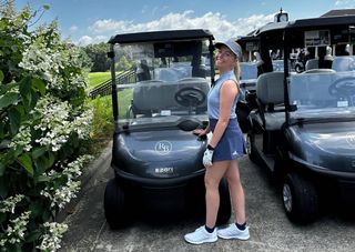 Lili Dewrance golf buggies US holiday