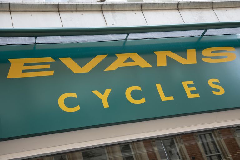 evans cycles returns