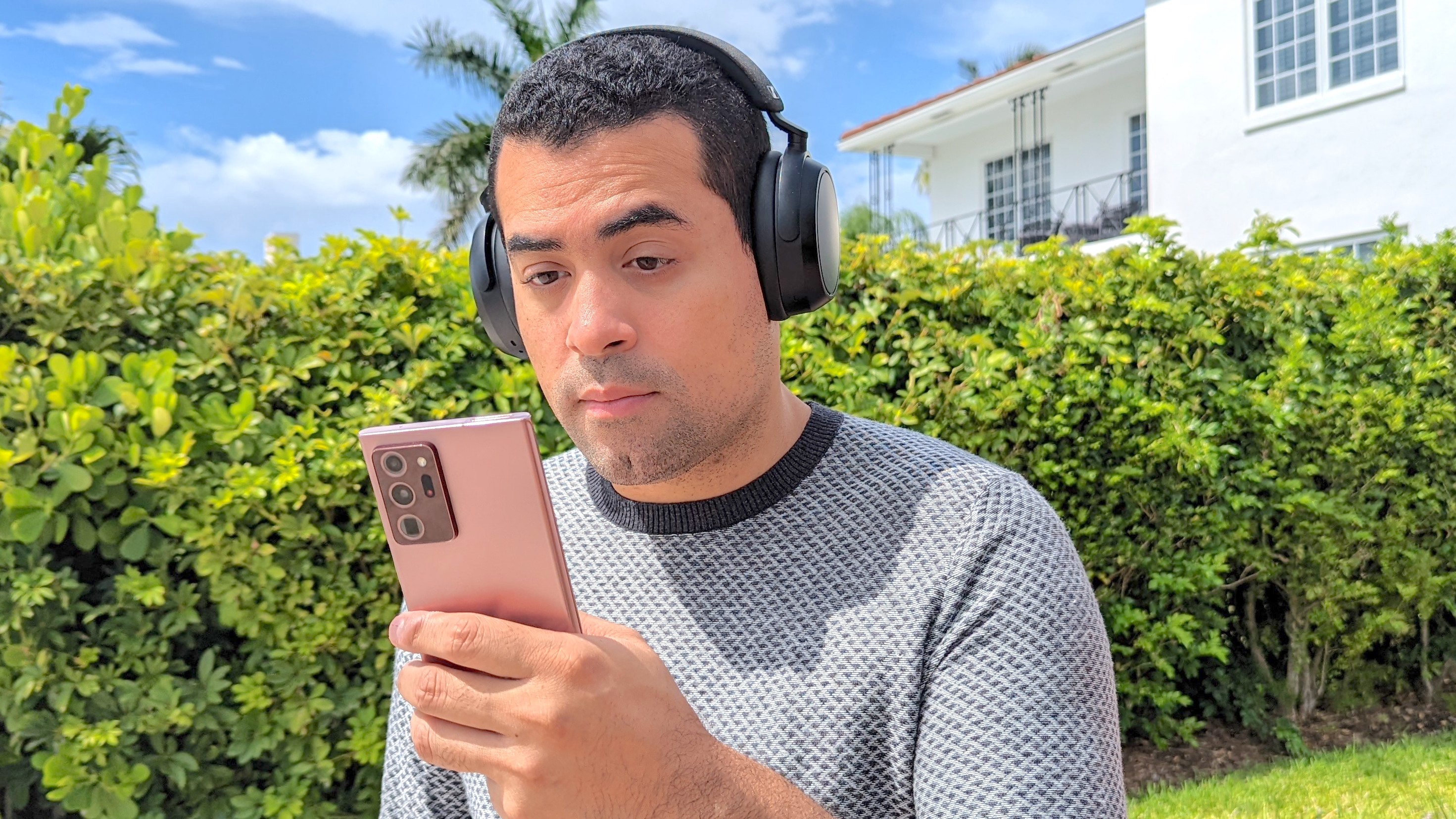 The best headphones and earphones for voice and video calls: Sennheiser Momentum 4