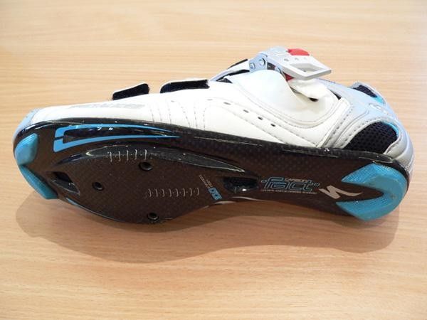 Reported to be the lightest and highest end women's road shoe on the market, the Pro Road shoe also has an off-road sister with similar features.