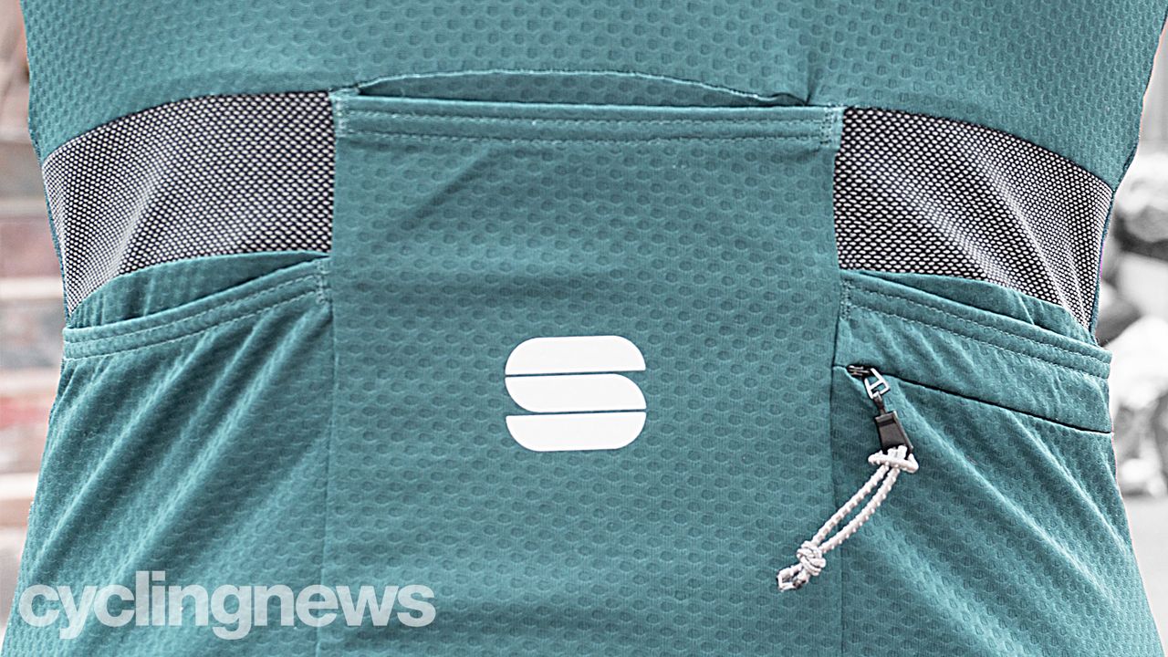 Sportful Supergiara jersey
