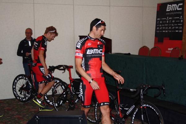 George Hincapie (BMC) and the bike that will carry him to the Roubaix velodrome.