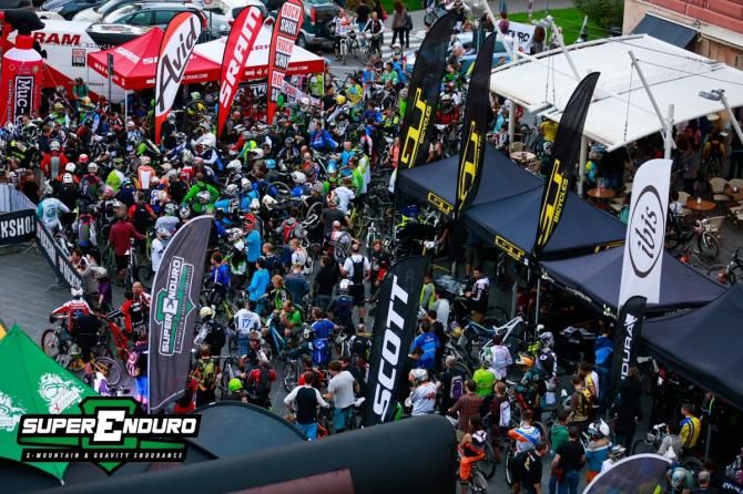 Racers all lined up for the start in Finale Ligure