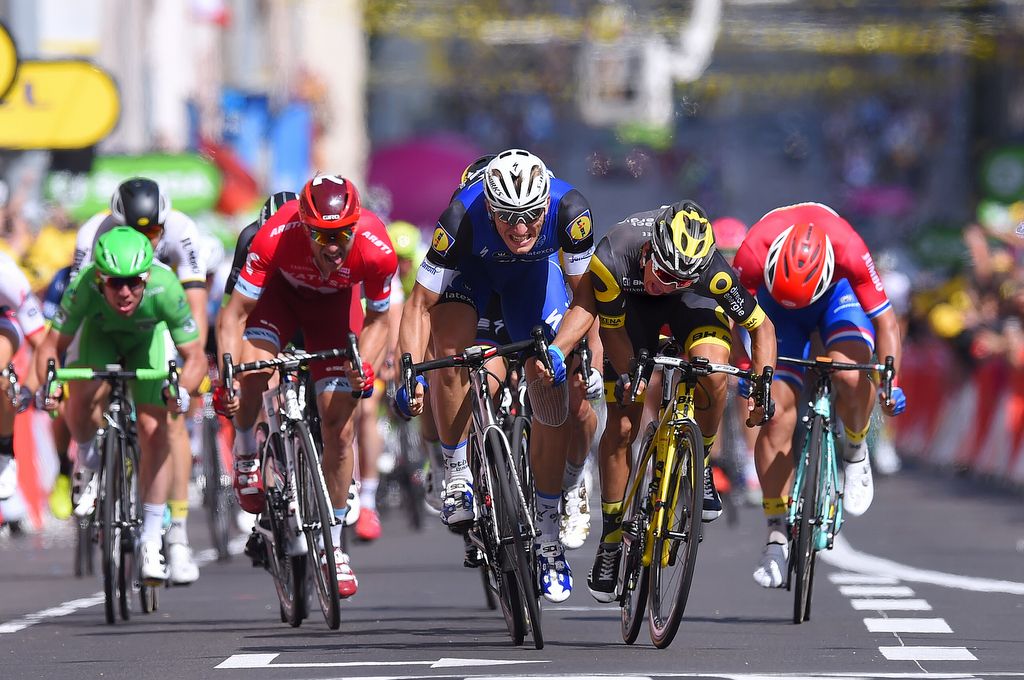 Alexander Kristoff, left, sprints for the win on stage 4 but comes up short