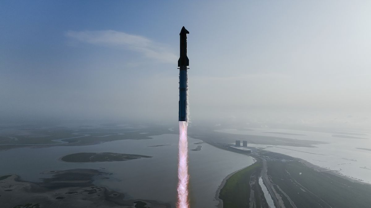 FAA requires SpaceX to investigate Starship Flight 9 mishap