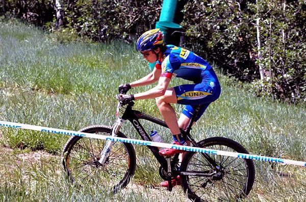 Georgia Gould (Luna Womens MTB) rode alone to win