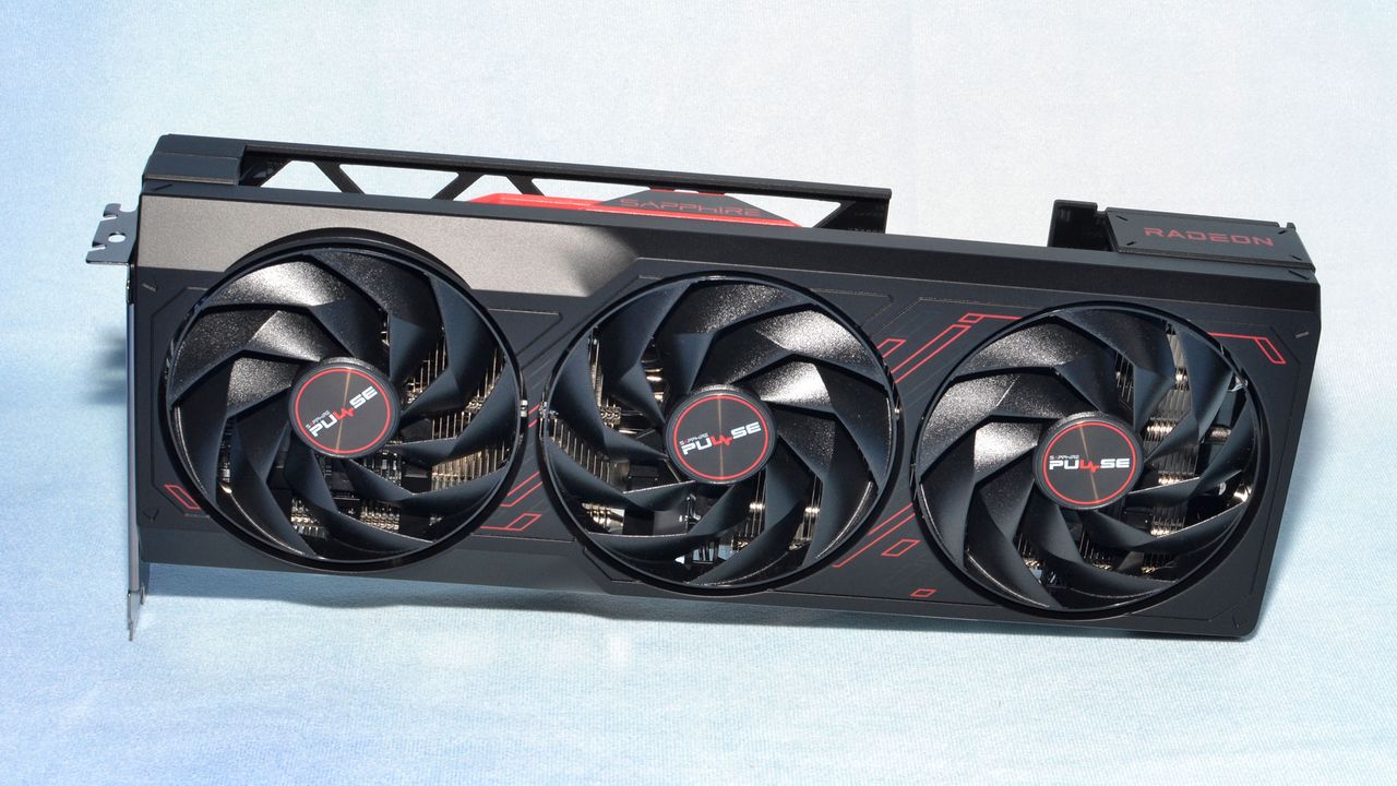 Sapphire RX 7900 GRE Pulse photos and unboxing